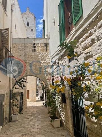 Palazzo / stabile a Trani in Via Porta Antica, 19 - Foto 4