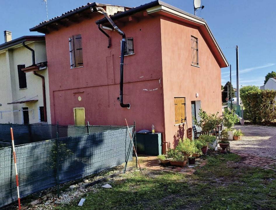 Casa indipendente a San polo di piave in Via Marinai d'Italia, 12 - Foto 2