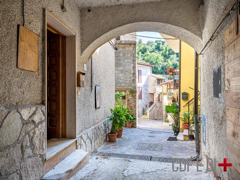 Casa indipendente a Cittaducale in Via Dritta - Foto 2