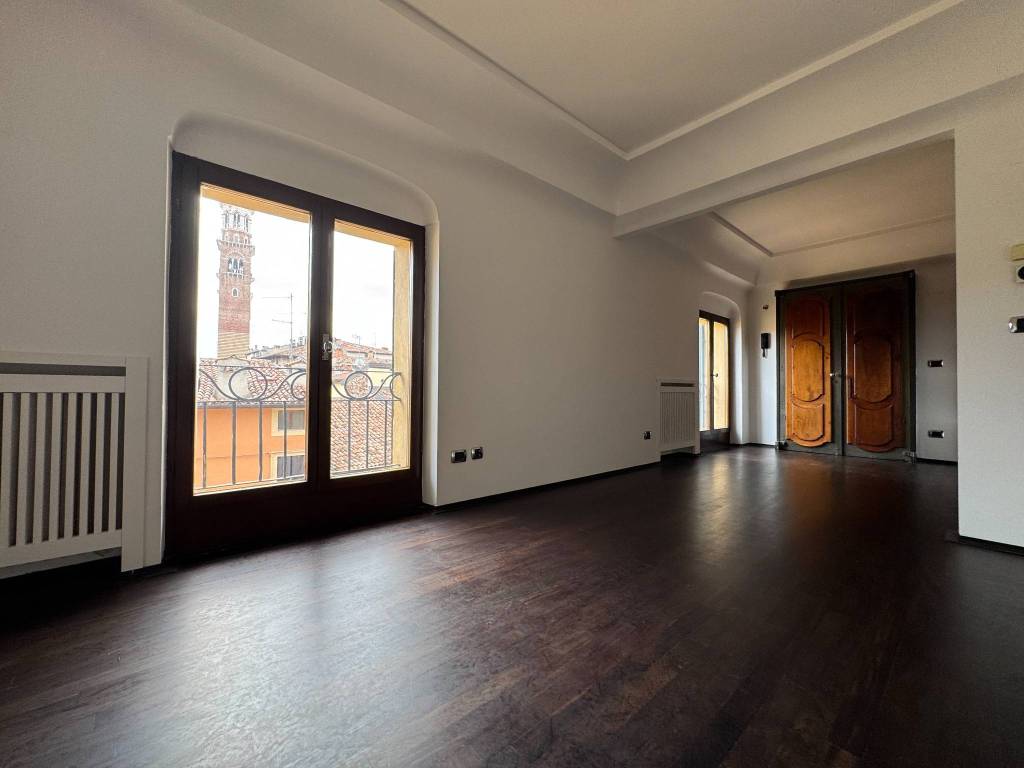 Appartamento a Verona in Corso Sant'Anastasia - Foto 4