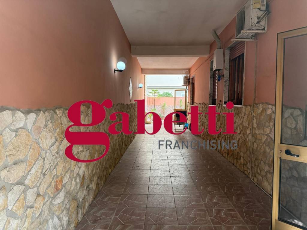 Casa indipendente a Marcianise in Via Giuseppe Verdi, 5 - Foto 2