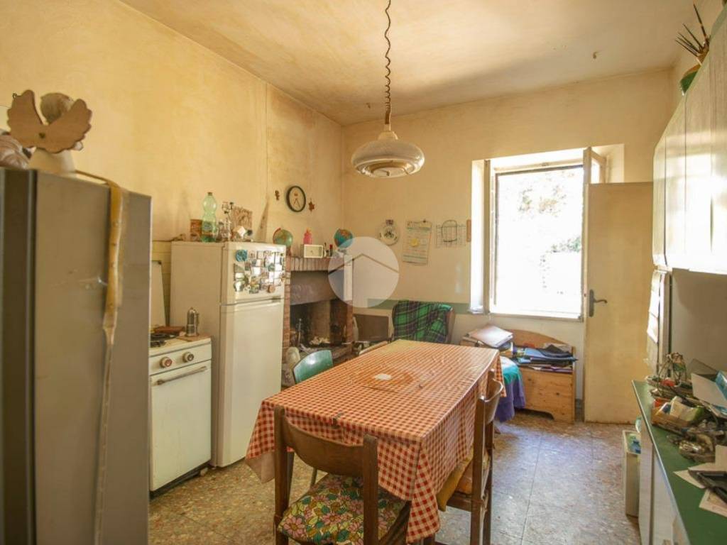 Rustico / casale a Magliano sabina in Vocabolo micotti - Foto 4