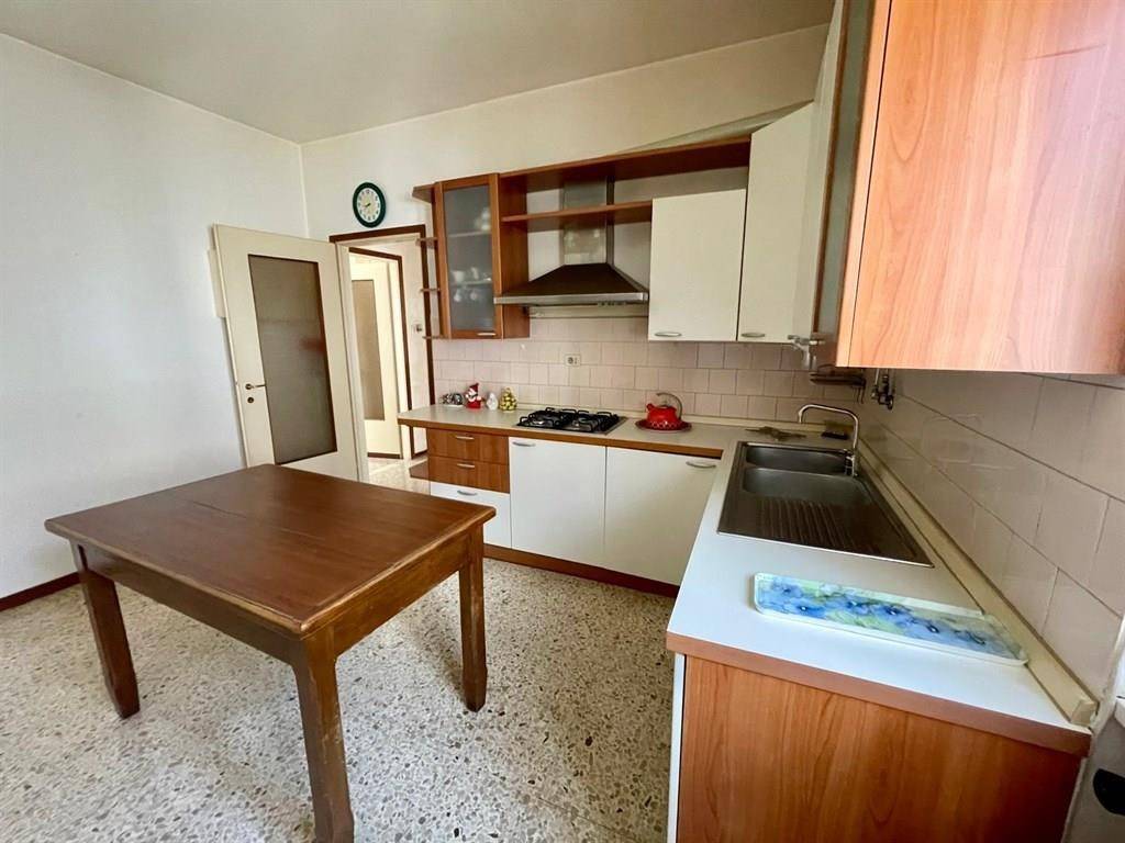 Appartamento a Vedano olona in Via Matteotti - Foto 5