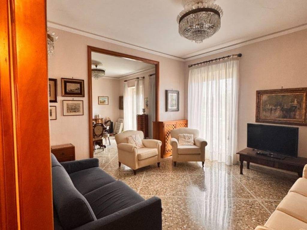 Appartamento a Gaeta in Piazza della Libertà - Foto 2
