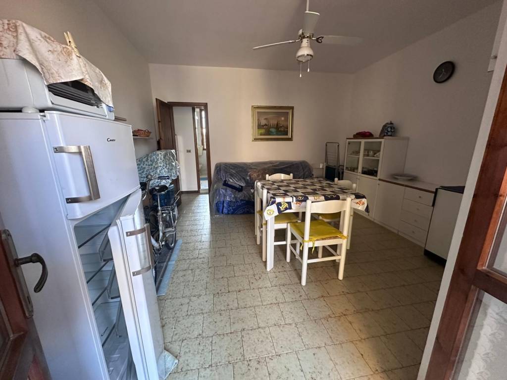 Appartamento a Comacchio in Viale Giovanni Verga, 2 - Foto 4