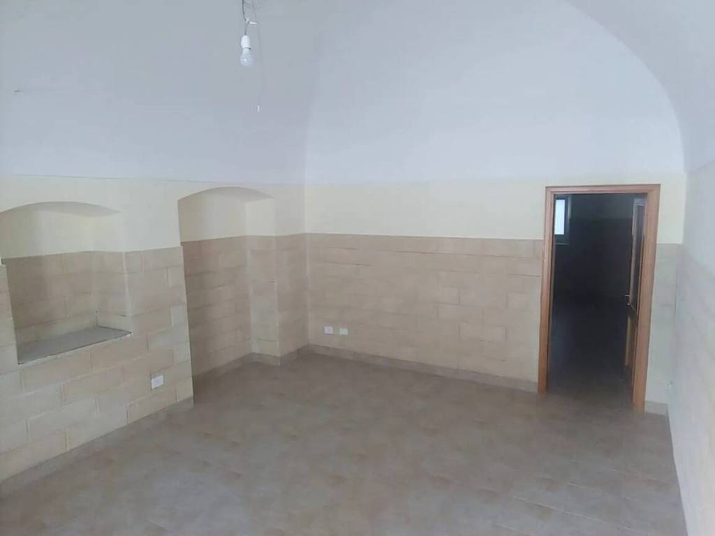 Immobile a Barletta in Via Canosa, 103 - Foto 2