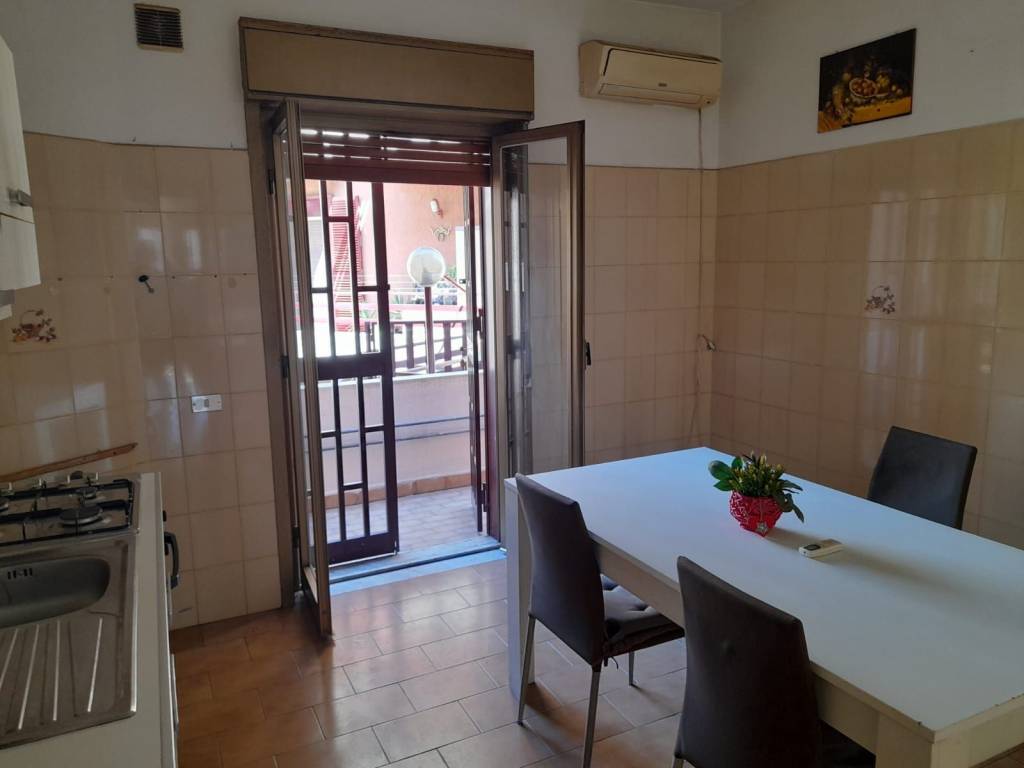 Appartamento a Aci castello in Via Trieste, 4 - Foto 2