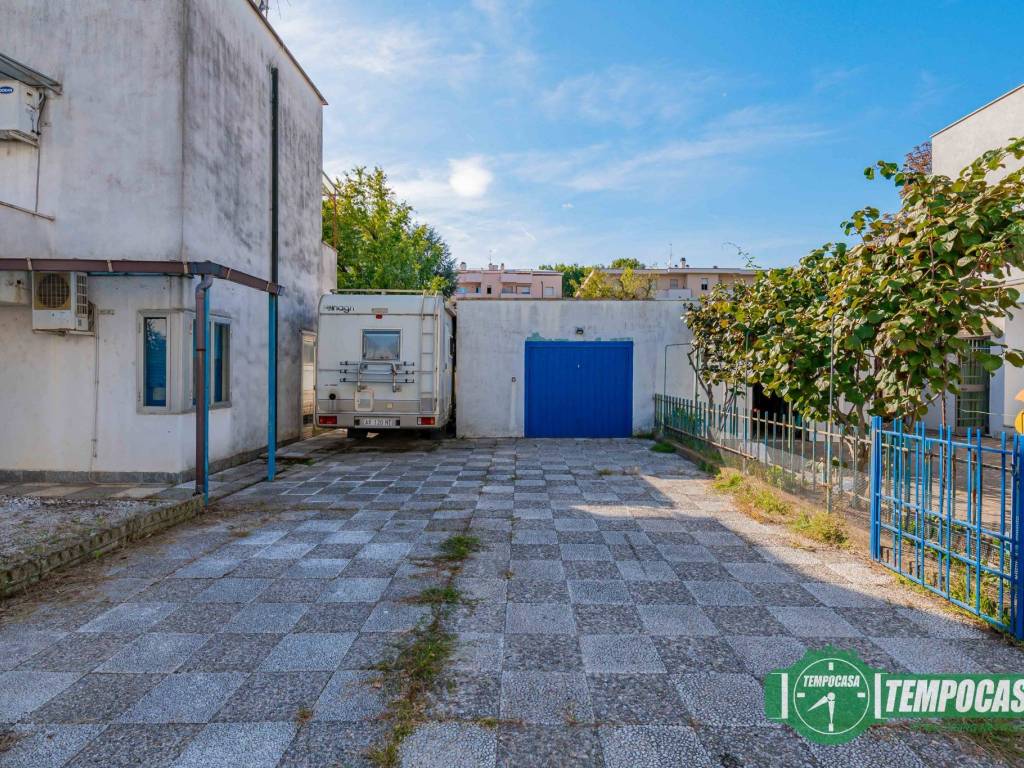 Villa a Tavazzano con villavesco in Vicolo Privato Giuseppina Strepponi 8 - Foto 2
