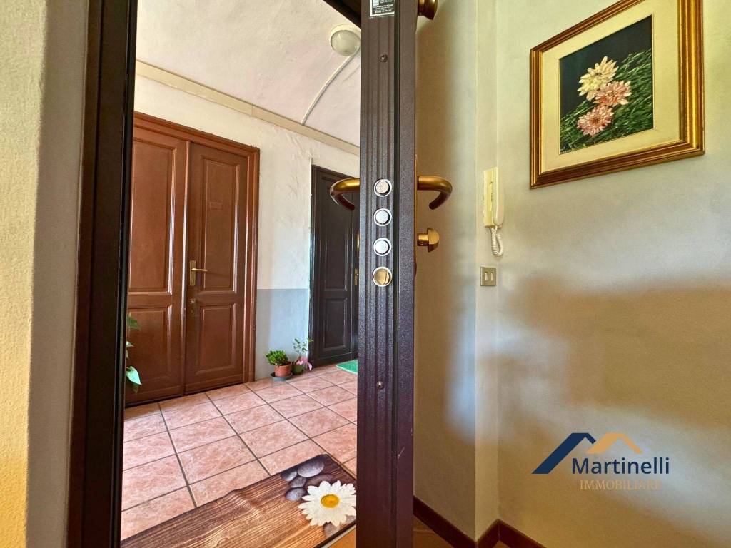 Appartamento a Borgosesia in Via Mombarone, 25 - Foto 4