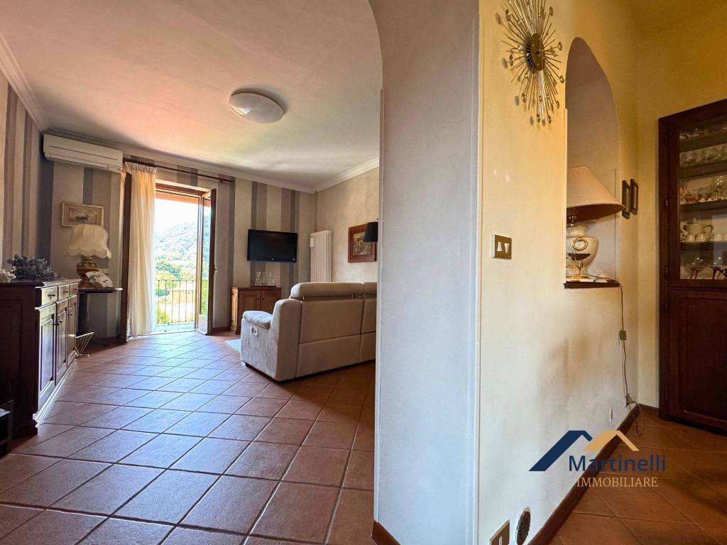 Appartamento a Borgosesia in Via Mombarone, 25 - Foto 5