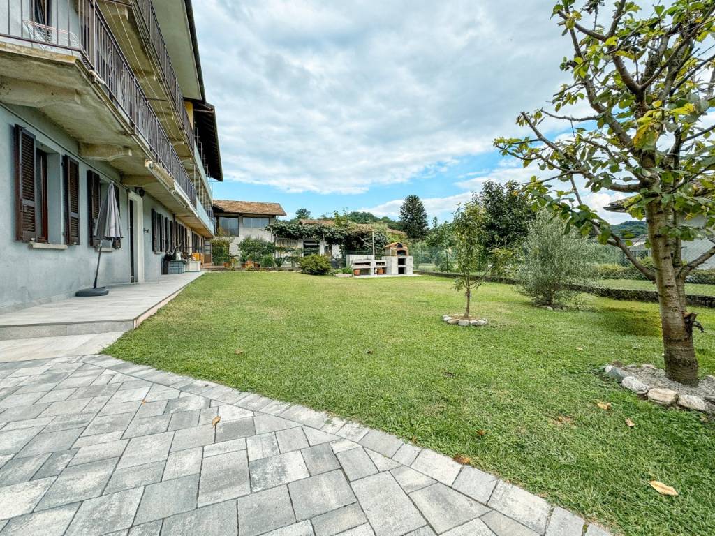 Villetta a schiera a Bolzano novarese in via frera 2 - Foto 2