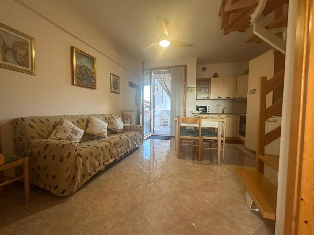 Appartamento a Comacchio in Viale A. Manzoni, 149 - Foto 4