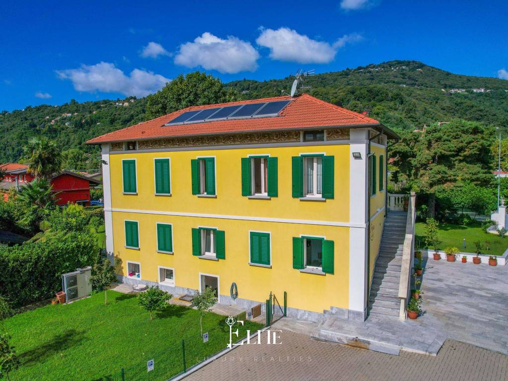 Villa a Lesa in Strada Statale del Sempione - Foto 5