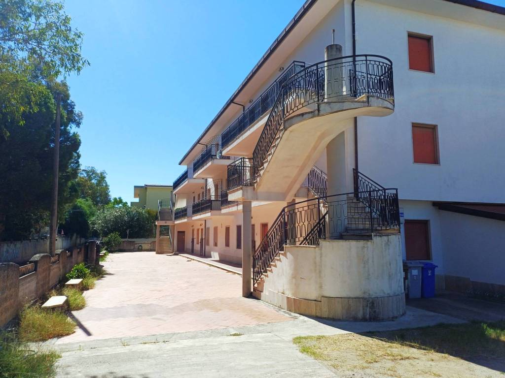 Appartamento a Sellia marina in Viale Amalfi - Foto 3