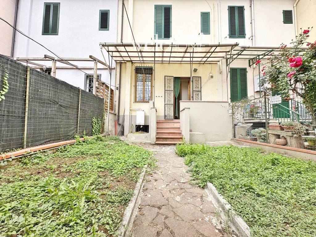 Casa indipendente a Campi bisenzio in Via Don Giovanni Minzoni - Foto 2