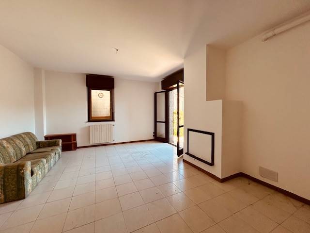 Appartamento a Alzano lombardo in Via Risorgimento - Foto 2