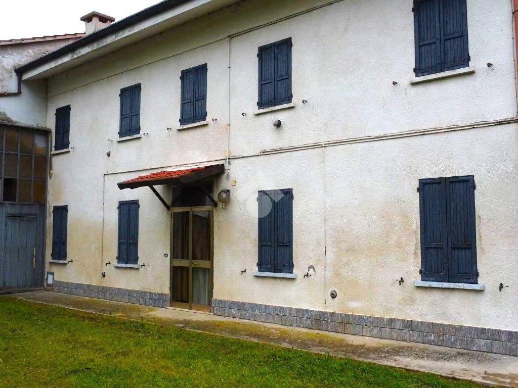 Rustico / casale a Pegognaga in Strada Risarino, 3 - Foto 2