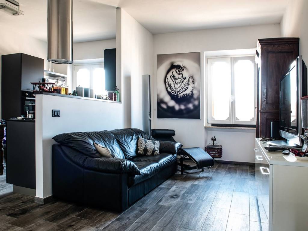 Appartamento a Galliate in Piazza Vittorio Veneto, 9 - Foto 3