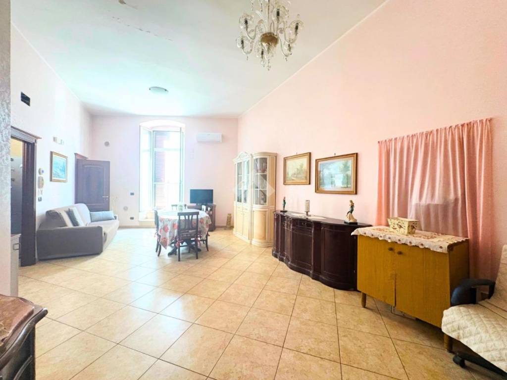 Appartamento a Barletta in Via roma, 151 - Foto 2