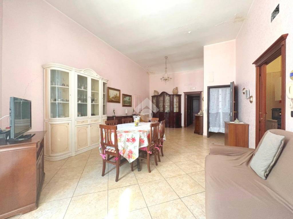 Appartamento a Barletta in Via roma, 151 - Foto 3