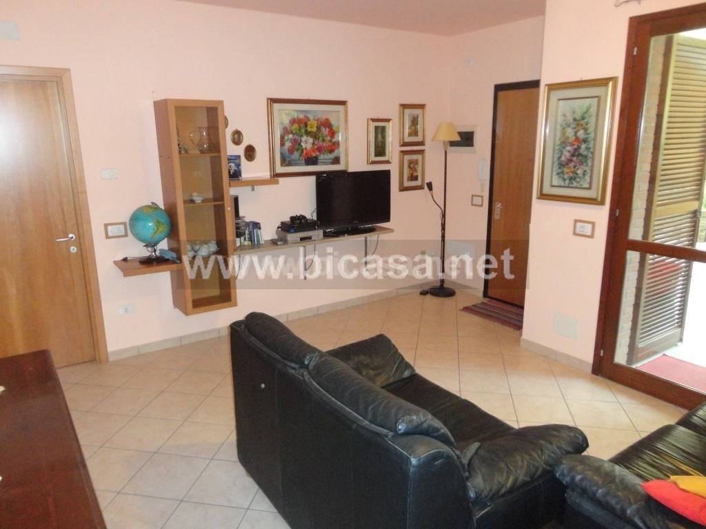 Appartamento a Vallefoglia in VIA GIUSEPPE MAZZINI - Foto 4