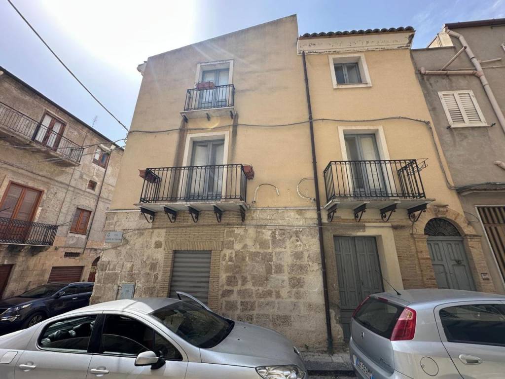 Immobile a Riesi in VIA CONTE DI TORINO, 13 - Foto 2