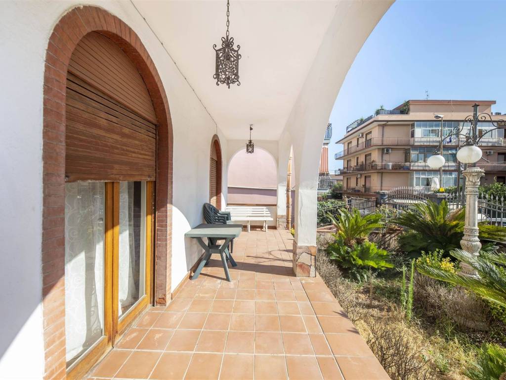 Villa a Gravina di catania in via donato bramante, 17 - Foto 3