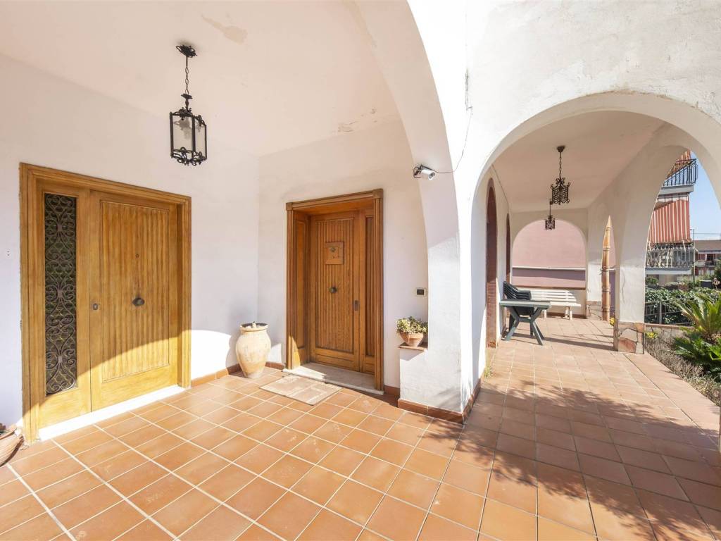Villa a Gravina di catania in via donato bramante, 17 - Foto 4