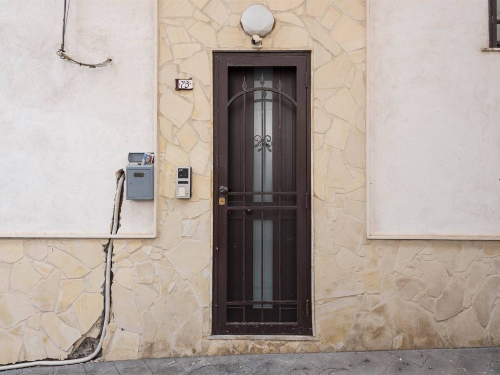 Immobile a Aci bonaccorsi in Via Battiati, 75 - Foto 2
