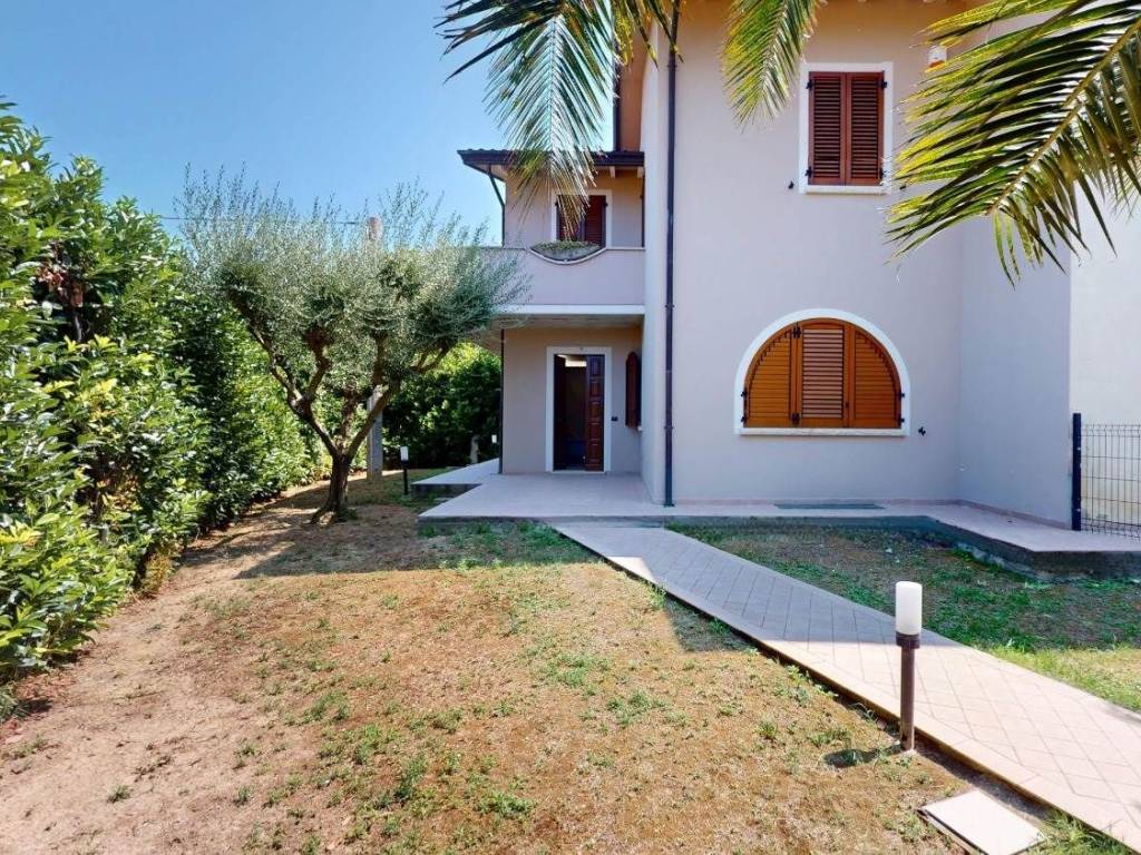 Villa a Assisi in Via della Torre, 6 - Foto 2