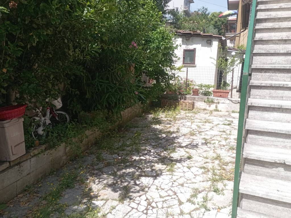 Casa indipendente a Teramo in Via Rischiera, 3 - Foto 2