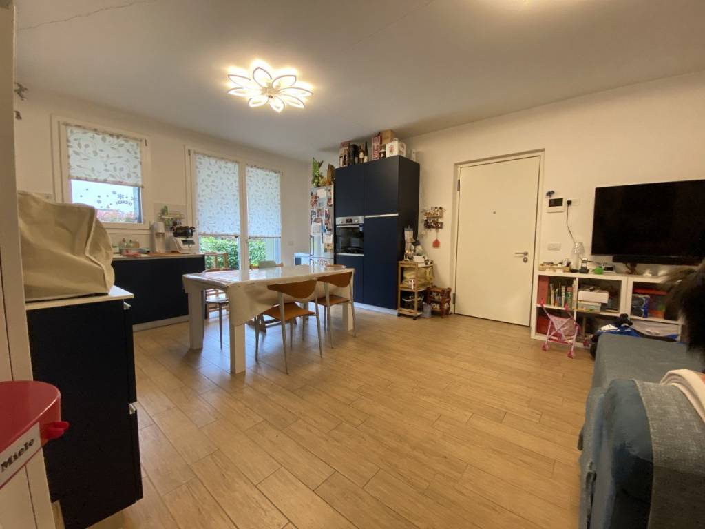 Appartamento a Castel d'azzano in Via Carlo Alberto dalla Chiesa - Foto 5