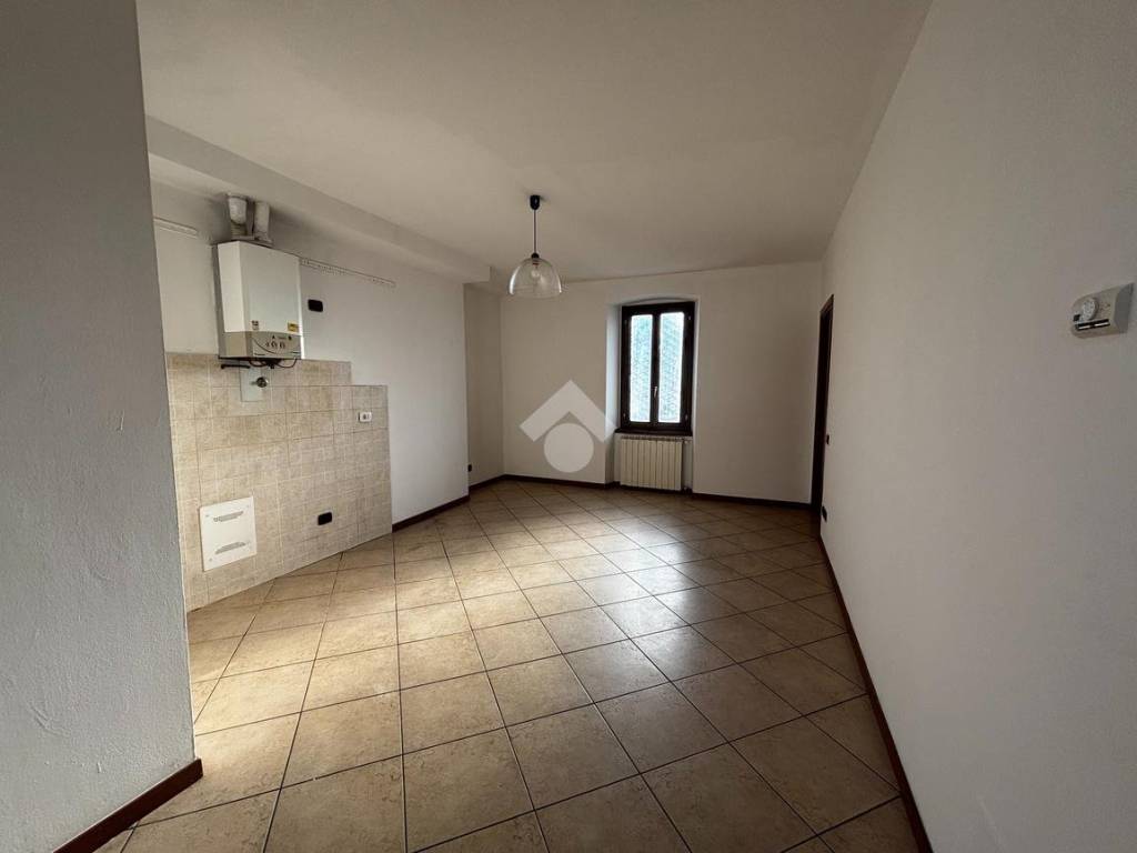 Appartamento a Osio sopra in Via XXV Aprile, 13 - Foto 4