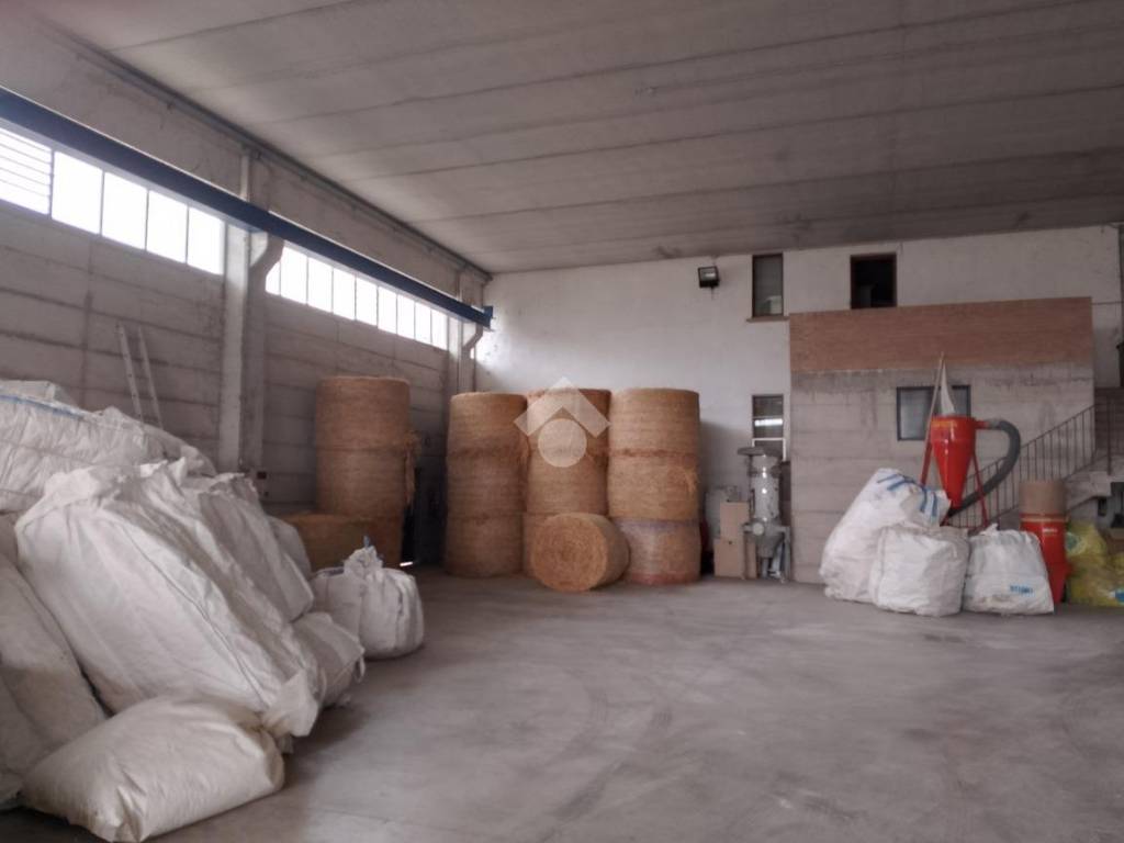 Immobile a Trenzano in VIA INDUSTRIALE, 7 - Foto 4