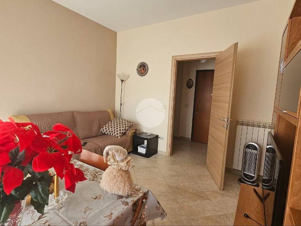 Appartamento a Montesarchio in P.zza Umberto I°, 71 - Foto 5