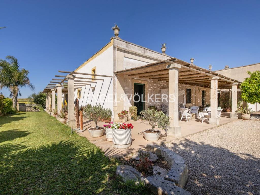 Villa a Carpignano salentino in Strada Vicinale Cocorzo Sant'Andrea, 15 - Foto 4