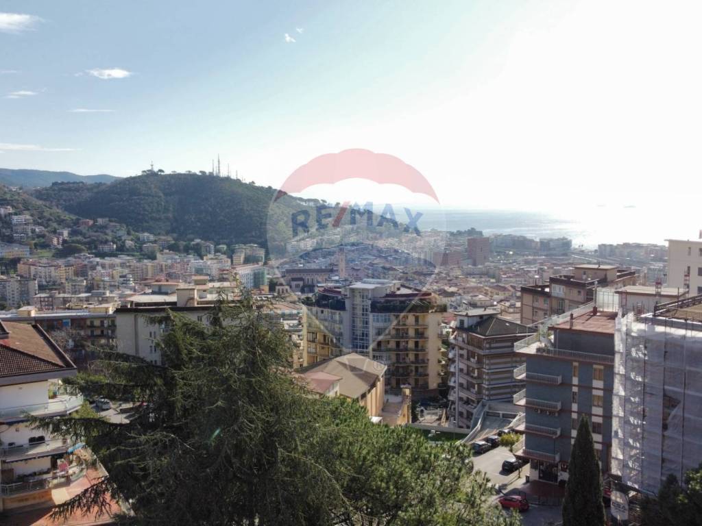 Appartamento a Salerno in Via Girolamo Seripando - Foto 4
