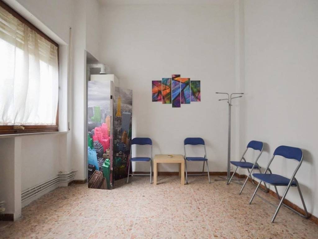 Immobile a Jesi in Via Giambattista Salvi - Foto 3