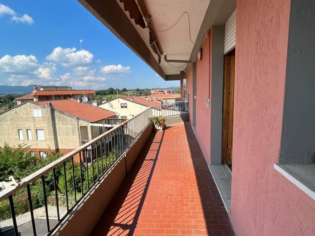 Appartamento a Pitigliano in Via Nicola Ciacci, 36 - Foto 2