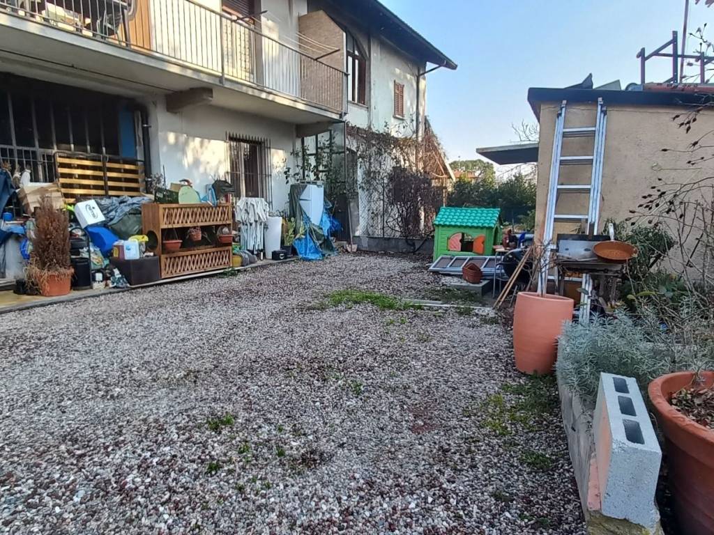 Appartamento a Cadrezzate con osmate - Foto 2