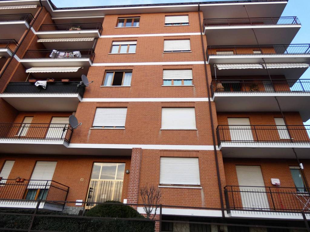 Appartamento a Bra in Via Giovanni Pascoli - Foto 5