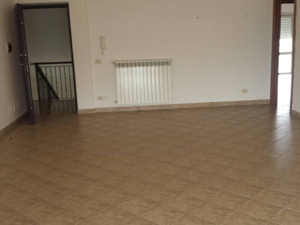 Appartamento a Frosinone in Viale America Latina, 147 - Foto 4
