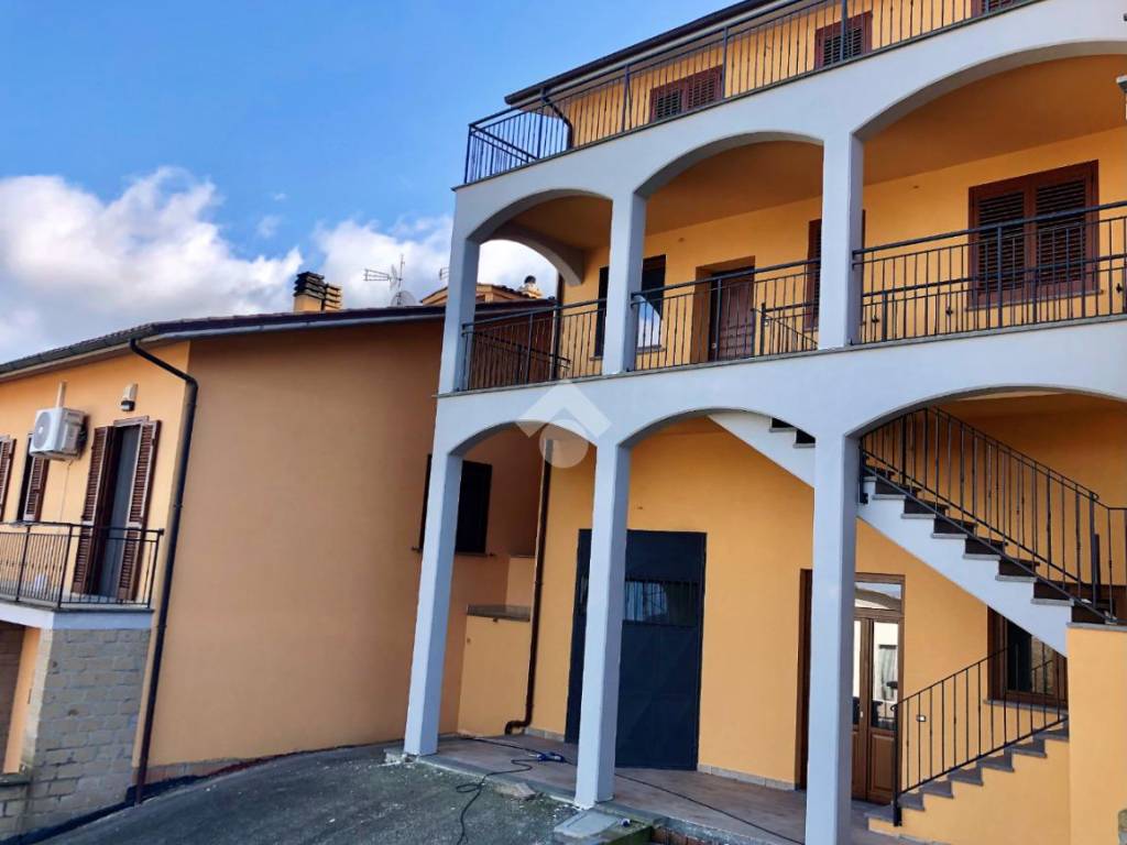 Villa a Valentano in Via cavalieri di malta - Foto 4
