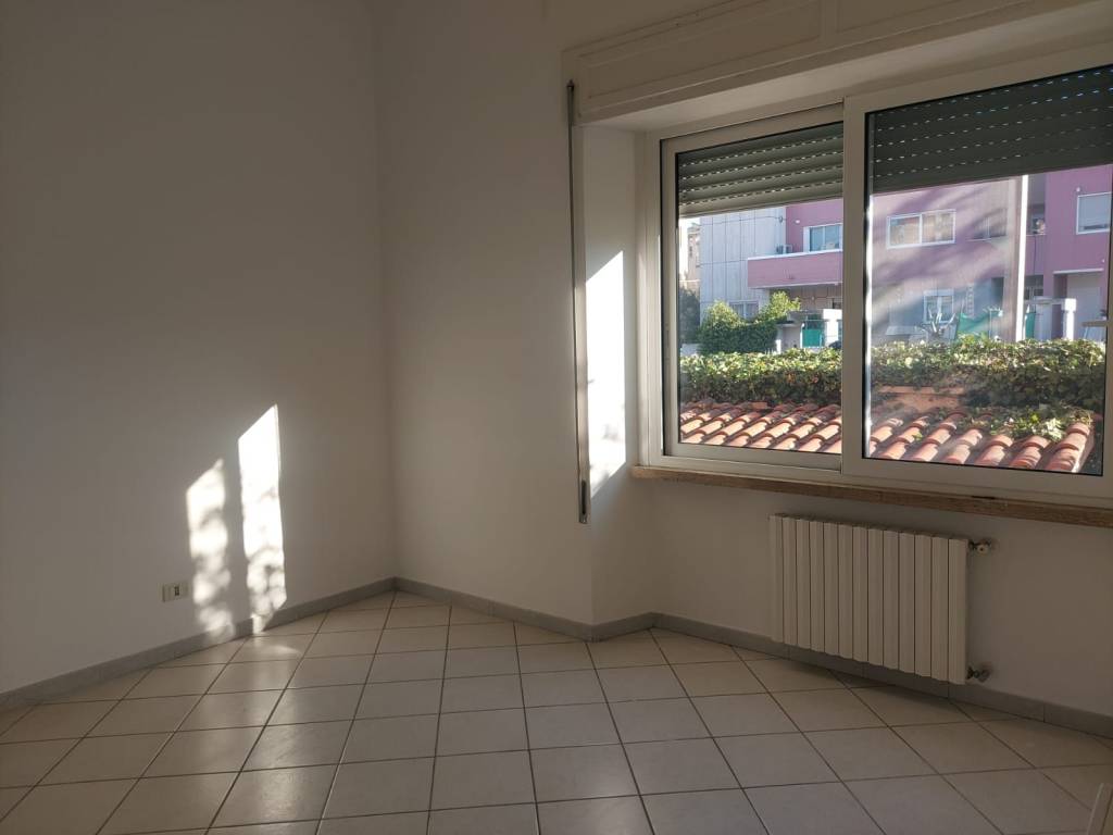 Appartamento a Latina in Via Guglielmo Marconi - Foto 4