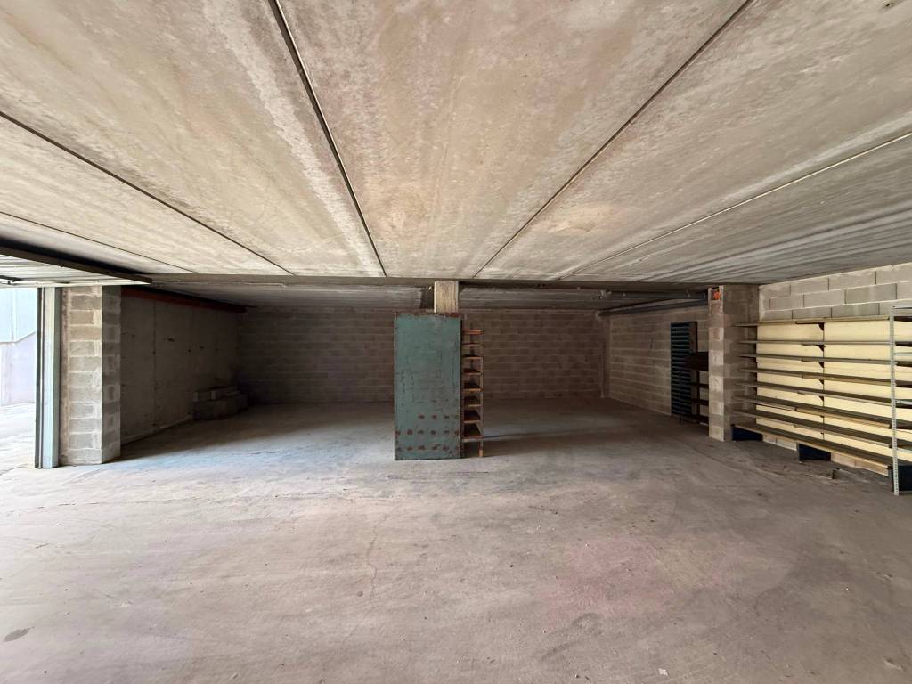 Box / garage a Lavagno in Viale San Gaspare Bertoni, 3 - Foto 2