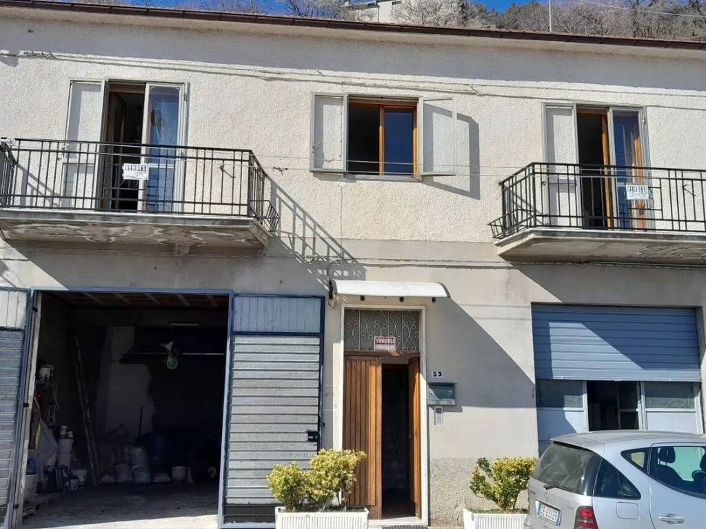 Villa a Roccamandolfi in Via Poggio Castello - Foto 3