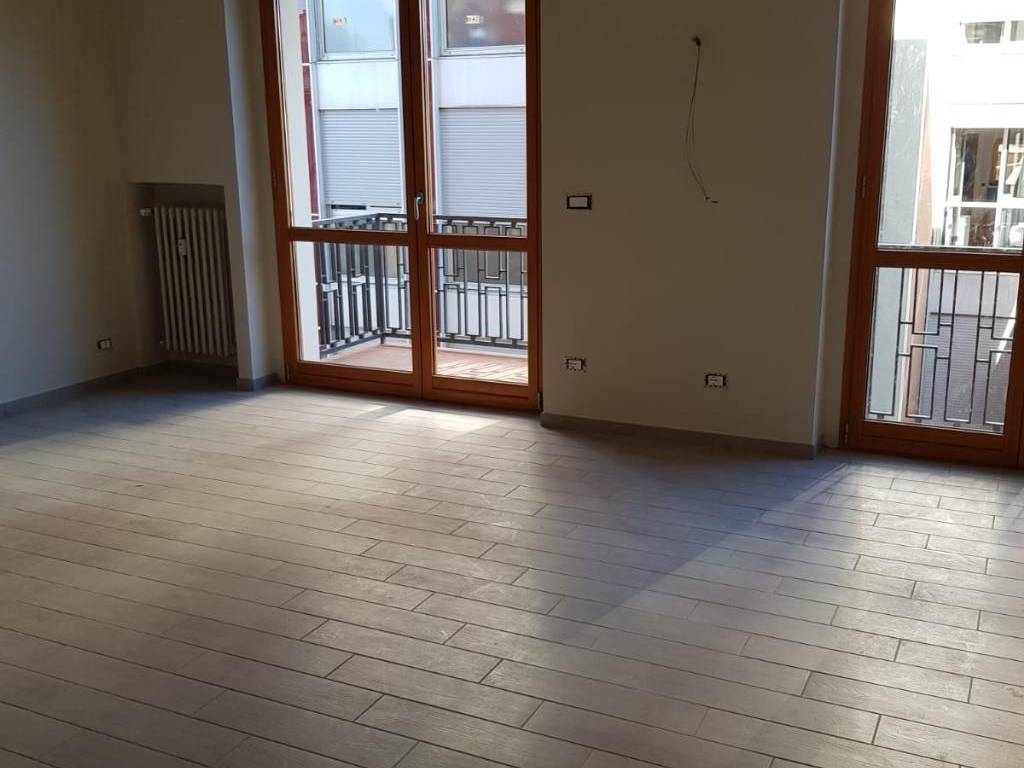 Appartamento a Asti in VIA EMANUELE FILIBERTO, 23 - Foto 3