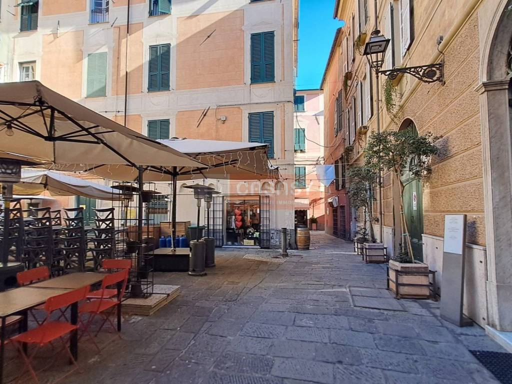 Immobile a Albenga in Piazza delle Erbe - Foto 4