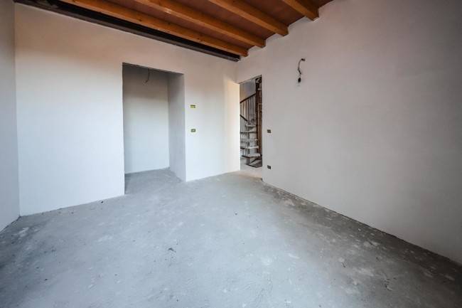 Villetta a schiera a Cuasso al monte - Foto 2