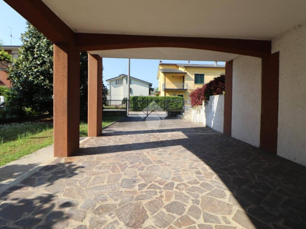 Villa a Porto mantovano in Via gramsci, 1 - Foto 4